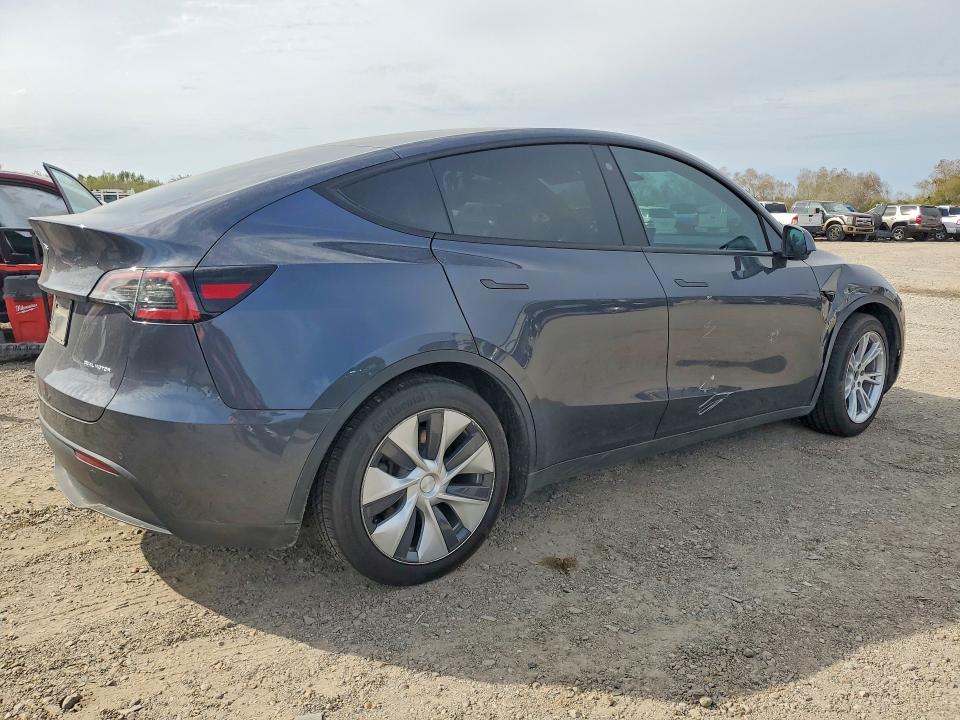 79042325 :رقم المزاد ، 7SAYGDEE2NF534168 vin ، 2022 Tesla Model Y مزاد بيع