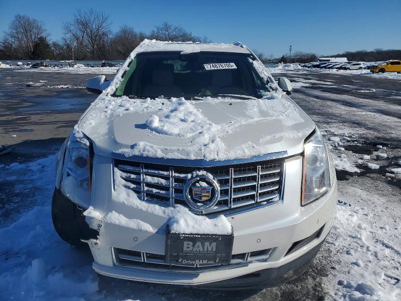 74876705 :رقم المزاد ، 3GYFNBE32FS625800 vin ، 2015 Cadillac Srx مزاد بيع
