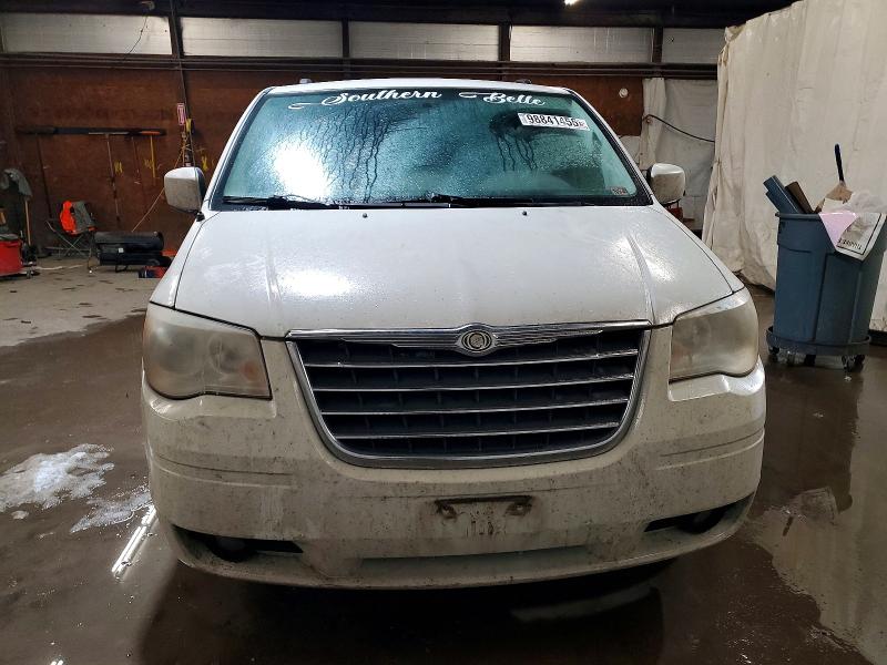 Продажа на аукционе авто 2010 Chrysler Town & Country, vin: 2A4RR5D14AR232275, номер лота: 98841455