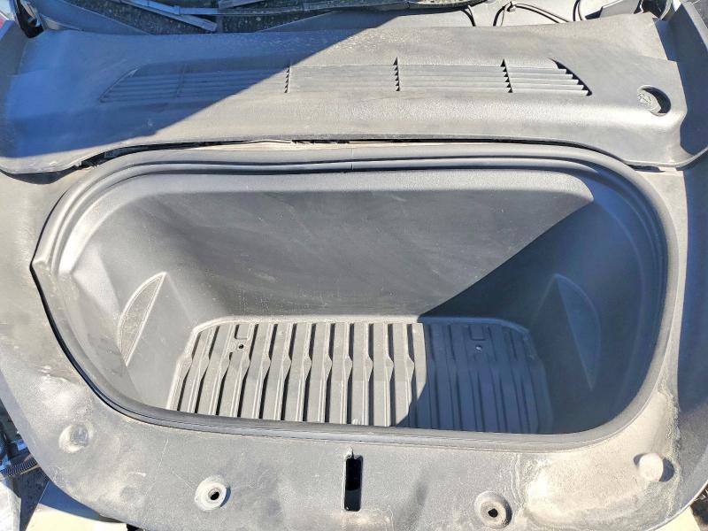 75217635 :رقم المزاد ، 7SAYGDEF3PF964965 vin ، 2023 Tesla Model Y مزاد بيع