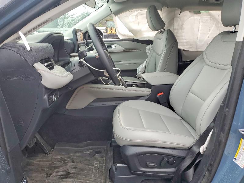 2025 Ford Explorer მანქანა იყიდება აუქციონზე, vin: 1FMUK8DH4SGB18942, აუქციონის ნომერი: 73082765