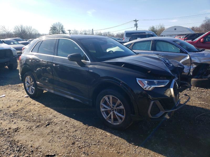 99991245 :رقم المزاد ، WA1EECF35N1085259 vin ، 2022 Audi Q3 مزاد بيع