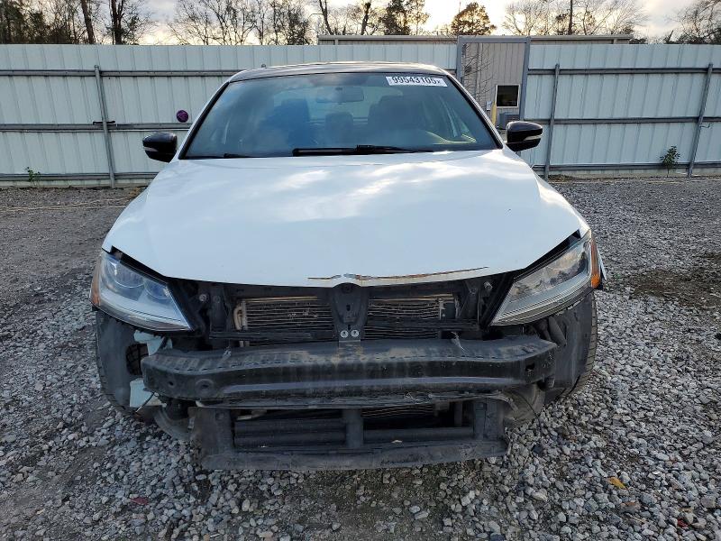 99543105 :رقم المزاد ، 3VWD17AJ5JM237903 vin ، 2018 Volkswagen Jetta مزاد بيع