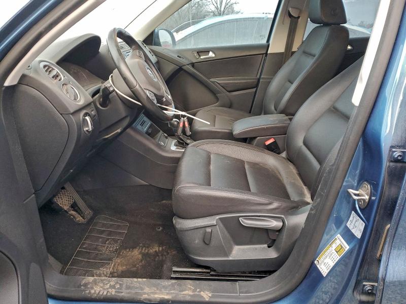 2017 Volkswagen Tiguan მანქანა იყიდება აუქციონზე, vin: WVGAV7AX3HK024220, აუქციონის ნომერი: 98017495
