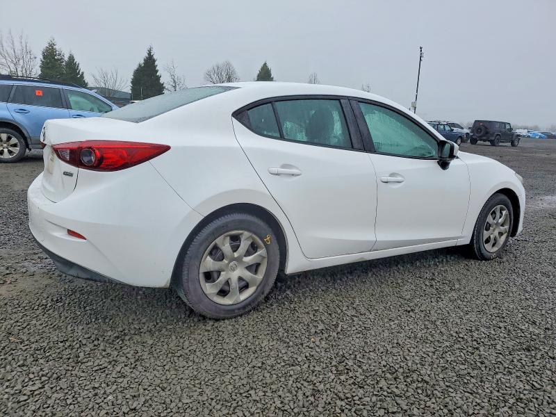 73333995 :رقم المزاد ، 3MZBM1U73FM175677 vin ، 2015 Mazda 3 مزاد بيع