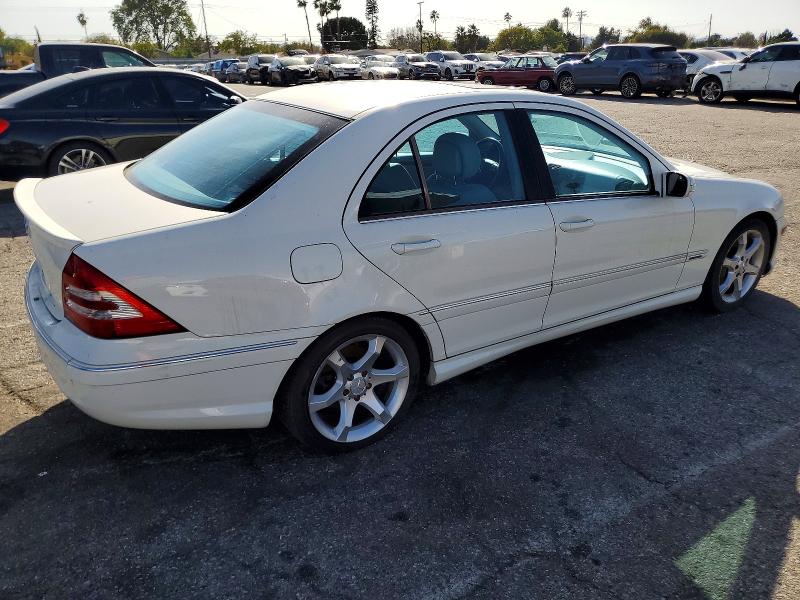 75498295 :رقم المزاد ، WDBRF52H37F909152 vin ، 2007 Mercedes-benz C مزاد بيع