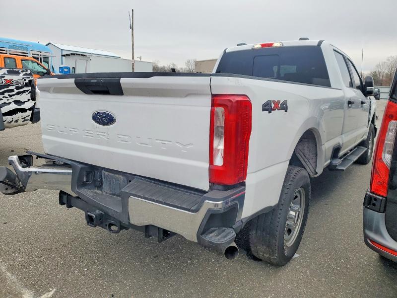 Продаж на аукціоні авто 2023 Ford F350, vin: 1FT8W3BA9PEE03786, номер лоту: 99321265