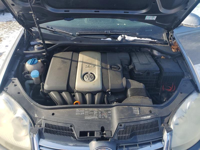 75610195 :رقم المزاد ، 3VWDF71K35M646790 vin ، 2005 Volkswagen New Jetta مزاد بيع