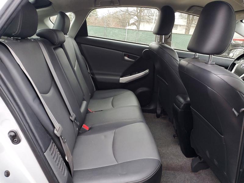 97957115 :رقم المزاد ، JTDKN3DU7F0447040 vin ، 2015 Toyota Prius مزاد بيع