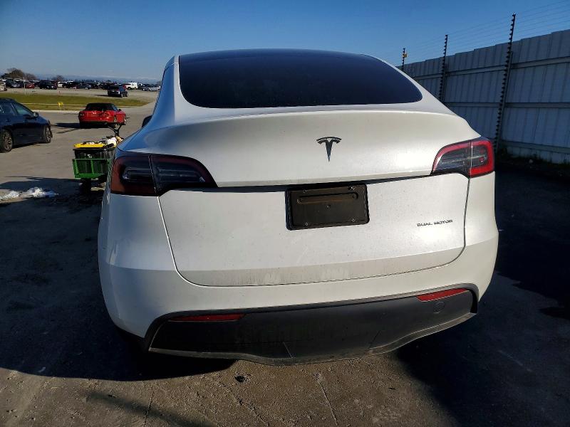 Продаж на аукціоні авто 2023 Tesla Model Y, vin: 7SAYGAEE5PF714567, номер лоту: 73239385