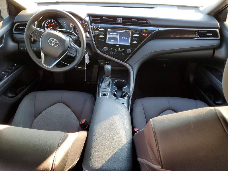 74233615 :رقم المزاد ، 4T1C11BK7LU018650 vin ، 2020 Toyota Camry مزاد بيع