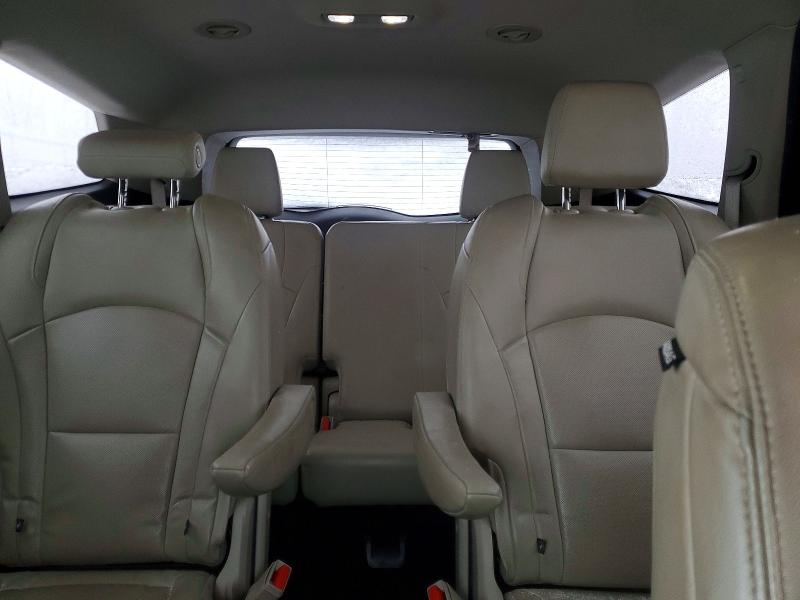98865135 :رقم المزاد ، 5GAERBKW5JJ143015 vin ، 2018 Buick Enclave مزاد بيع