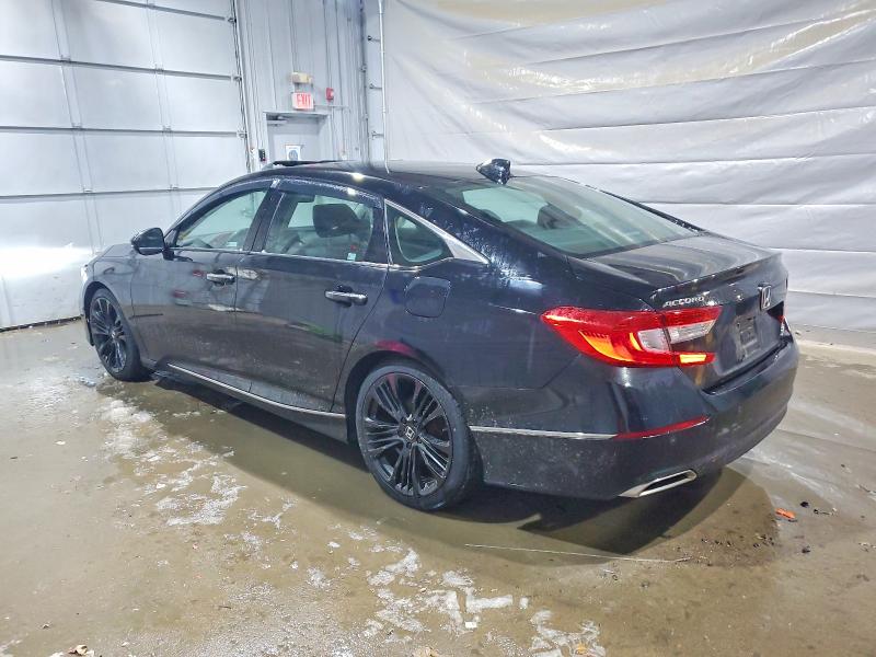 Продажа на аукционе авто 2018 Honda Accord, vin: 1HGCV2F96JA008911, номер лота: 73663975