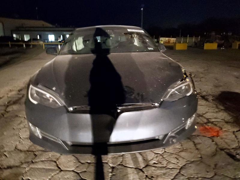 Продажа на аукционе авто 2018 Tesla Model S, vin: 5YJSA1E27JF244737, номер лота: 98070265