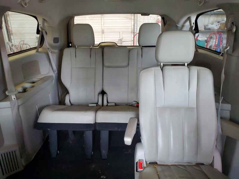 99789695 :رقم المزاد ، 2C4RC1BG4FR695418 vin ، 2015 Chrysler Town & Country مزاد بيع
