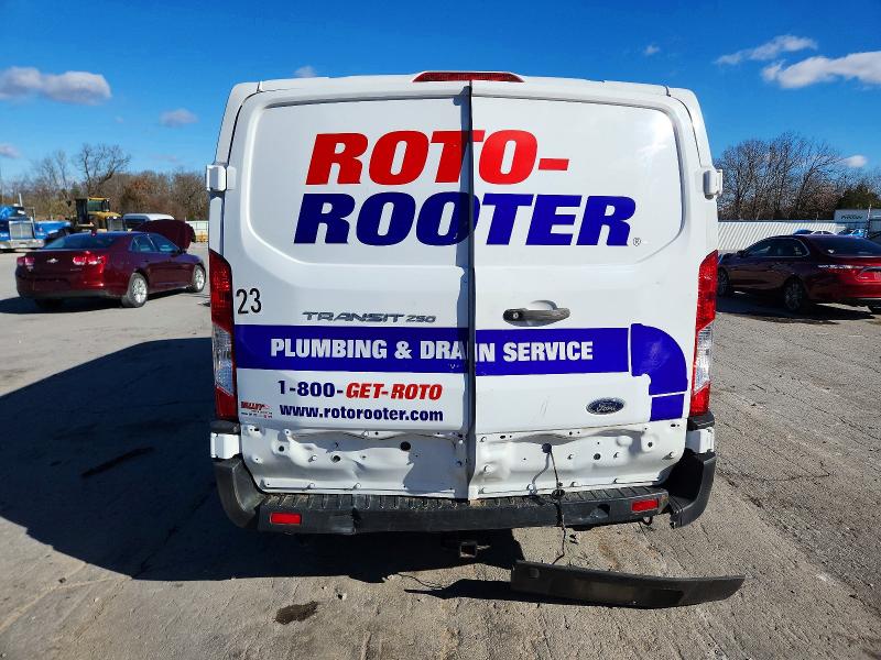72390015 :رقم المزاد ، 1FTBR1Y84MKA07784 vin ، 2021 Ford Transit مزاد بيع