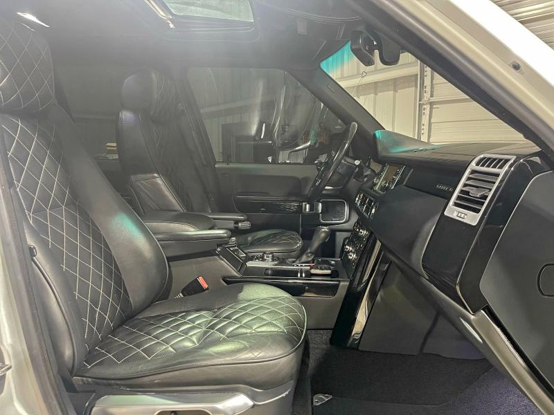 73259155 :رقم المزاد ، SALMF1E46BA357805 vin ، 2011 Land Rover Range Rove مزاد بيع
