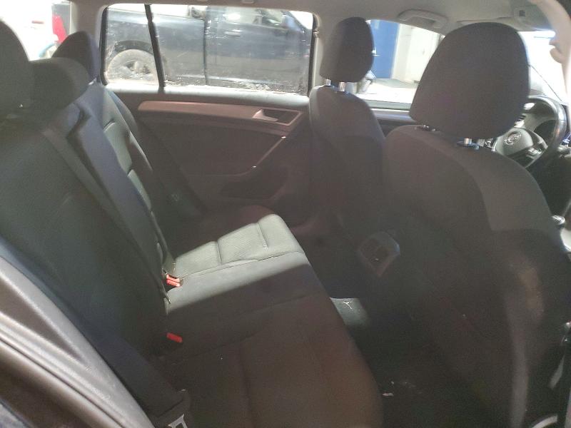 72208425 :رقم المزاد ، 3VWA17AU5GM517214 vin ، 2016 Volkswagen Golf Sport مزاد بيع
