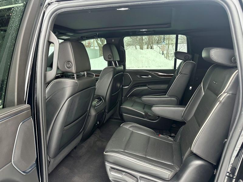 2023 Cadillac Escalade E მანქანა იყიდება აუქციონზე, vin: 1GYS4KKL5PR129464, აუქციონის ნომერი: 74634585