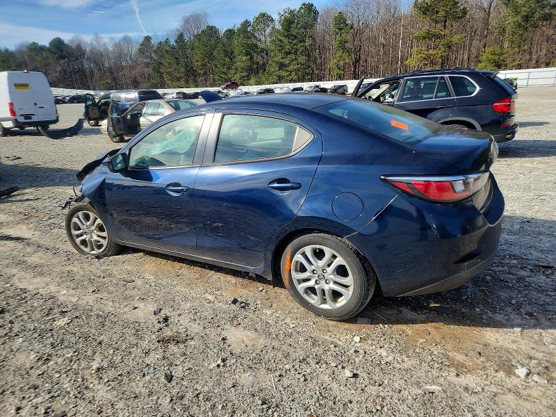 72515485 :رقم المزاد ، 3MYDLBYV1HY184811 vin ، 2017 Toyota Yaris Ia مزاد بيع