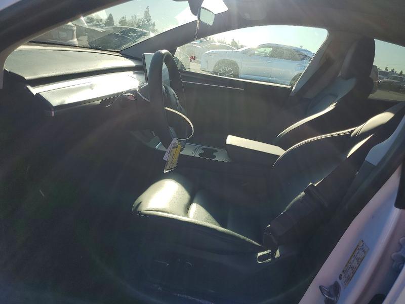 2024 Tesla Model Y მანქანა იყიდება აუქციონზე, vin: 7SAYGDED8RF153048, აუქციონის ნომერი: 72662925