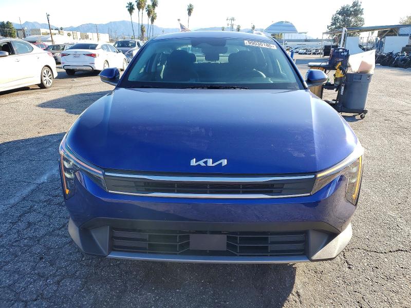 2025 Kia K4 მანქანა იყიდება აუქციონზე, vin: 3KPFT4DE0SE055220, აუქციონის ნომერი: 99030185