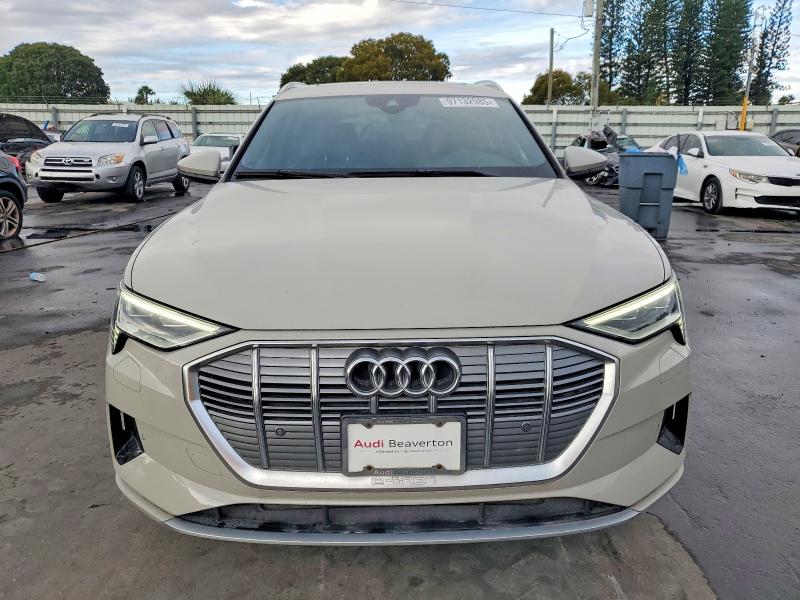 Aukcja sprzedaży 2022 Audi E-tron, vin: WA1AAAGE5NB005421, numer aukcji: 97132985