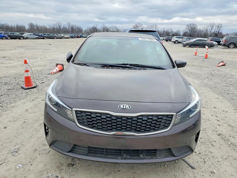 2018 Kia Forte მანქანა იყიდება აუქციონზე, vin: 3KPFK4A71JE212082, აუქციონის ნომერი: 73817505