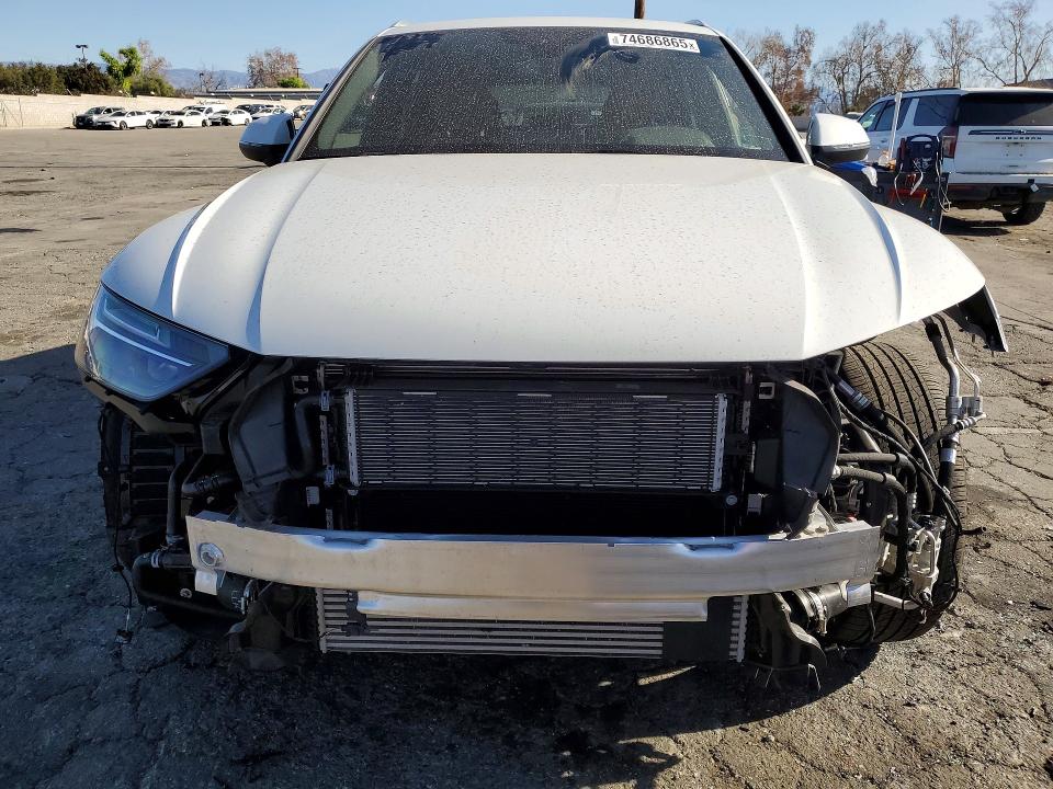 Продажа на аукционе авто 2025 Audi Q5 E, vin: WA1G2AFY9S2065779, номер лота: 74686865