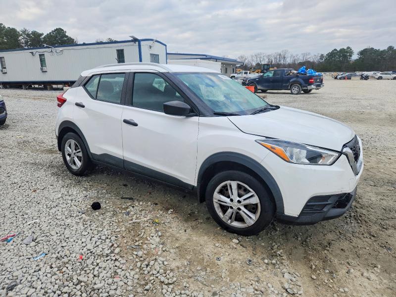 Продаж на аукціоні авто 2019 Nissan Kicks, vin: 3N1CP5CU6KL520863, номер лоту: 98807365
