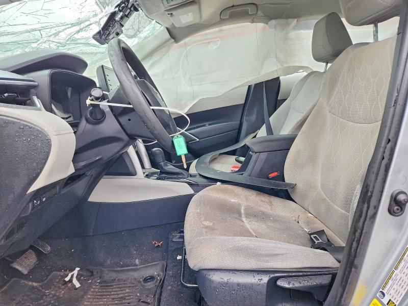 96903765 :رقم المزاد ، 7MUAAABG8NV020671 vin ، 2022 Toyota Corolla Cross مزاد بيع