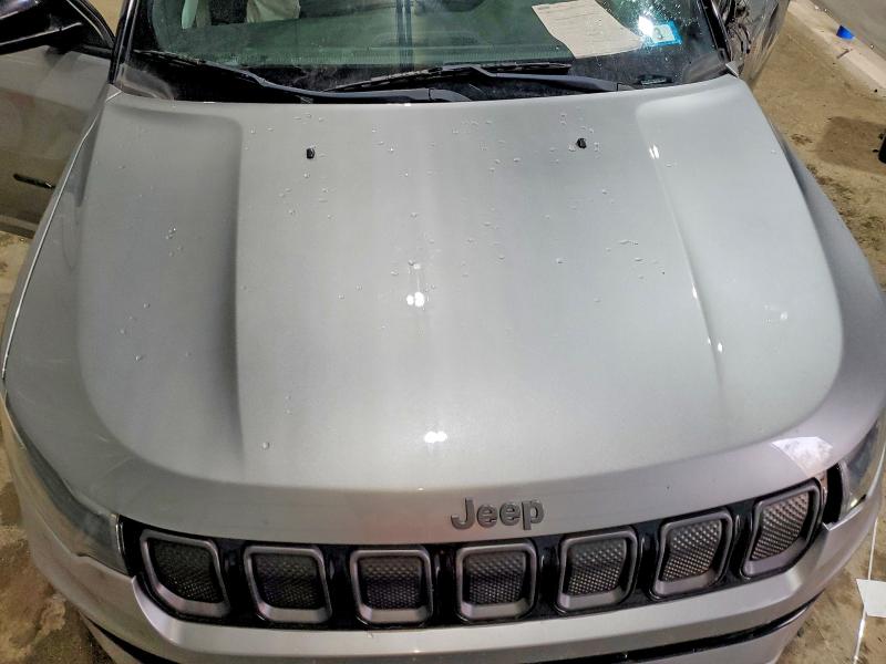 99110735 :رقم المزاد ، 3C4NJDCB7NT147966 vin ، 2022 Jeep Compass مزاد بيع
