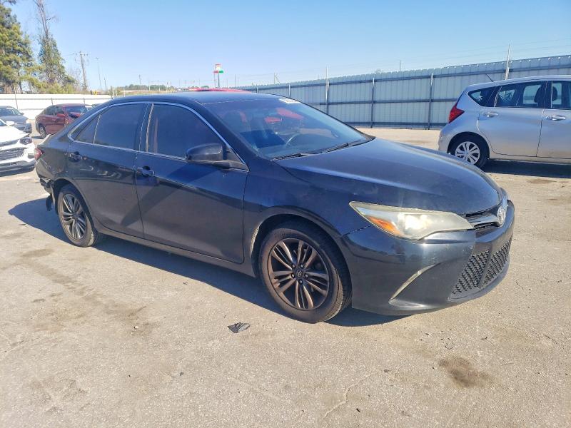 99581235 :رقم المزاد ، 4T1BF1FK4GU241418 vin ، 2016 Toyota Camry مزاد بيع