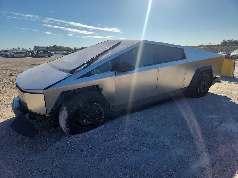 Auction sale of the 2025 Tesla Cybertruck, vin: 7G2CEHEE0SA061350, lot number: 98650915