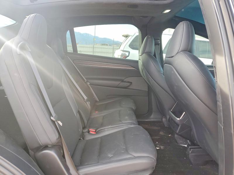 Auction sale of the 2024 Tesla Model X, vin: 7SAXCDE52RF450929, lot number: 98340825