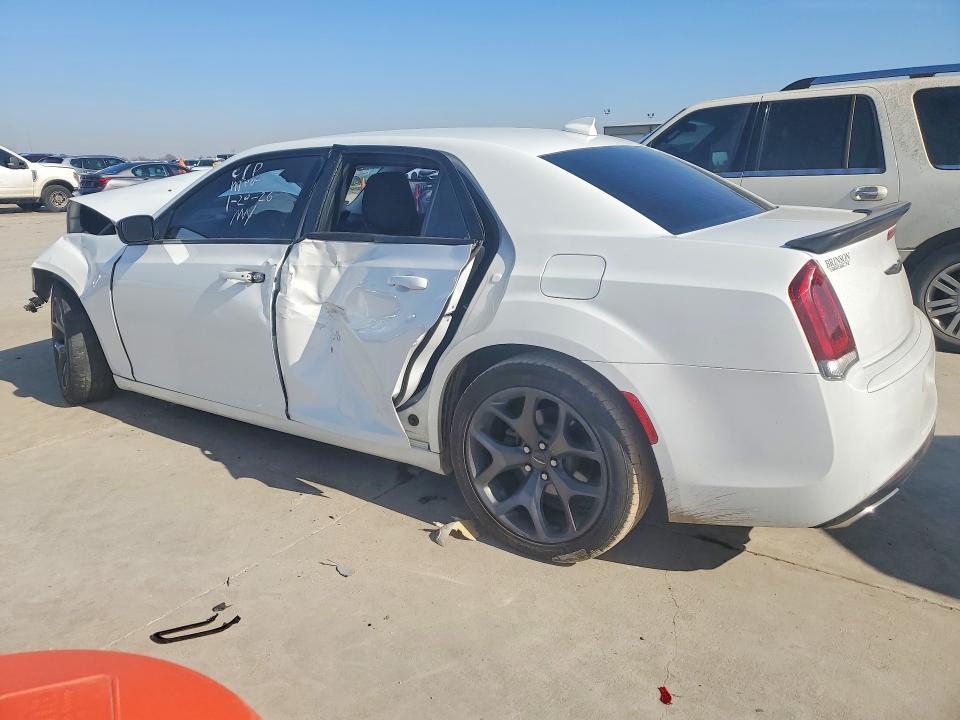 74693445 :رقم المزاد ، 2C3CCAAG2LH168748 vin ، 2020 Chrysler 300 مزاد بيع