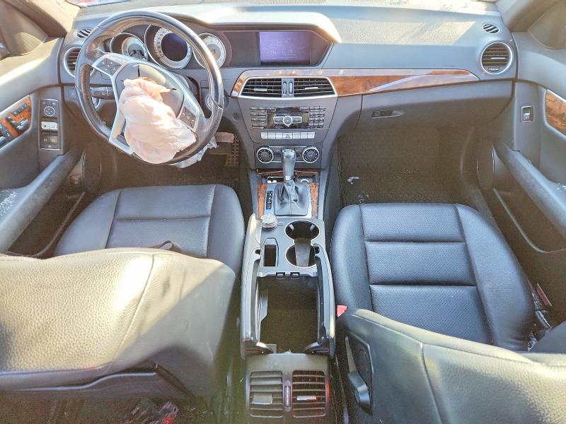2012 Mercedes-benz C მანქანა იყიდება აუქციონზე, vin: WDDGF8BB7CR209137, აუქციონის ნომერი: 73978075