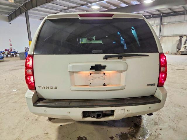 Продажа на аукционе авто 2010 Chevrolet Tahoe, vin: 1GNUKBE06AR232204, номер лота: 72962495
