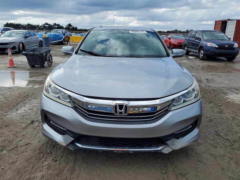 Продаж на аукціоні авто 2017 Honda Accord, vin: 1HGCR2F70HA104286, номер лоту: 98996125