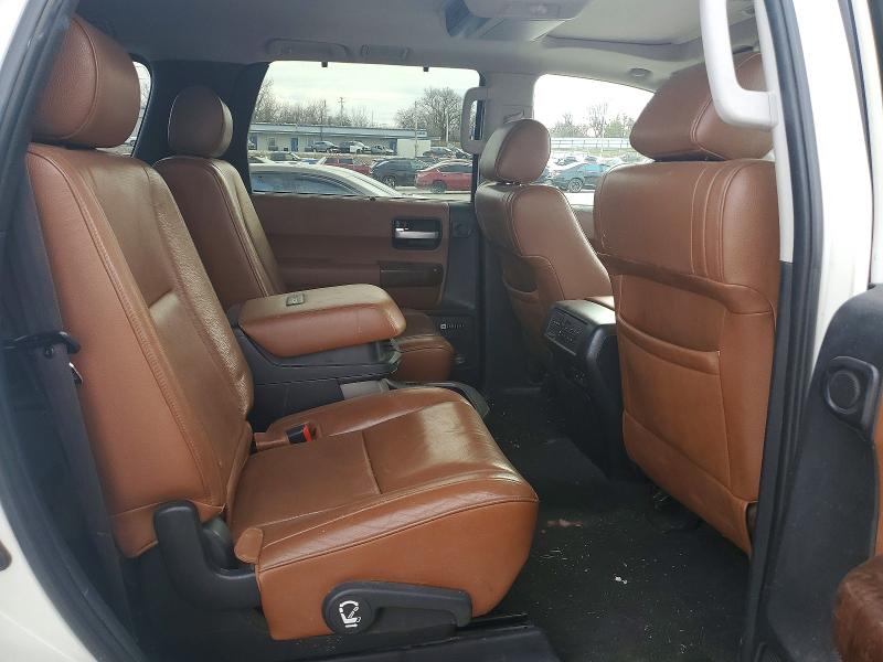 Продажа на аукционе авто 2010 Toyota Sequoia, vin: 5TDDW5G17AS027111, номер лота: 98999505