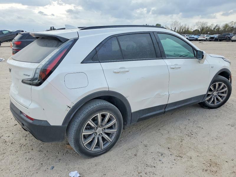 Продажа на аукционе авто 2022 Cadillac Xt4 Sport, vin: 1GYFZER40NF112492, номер лота: 72167665