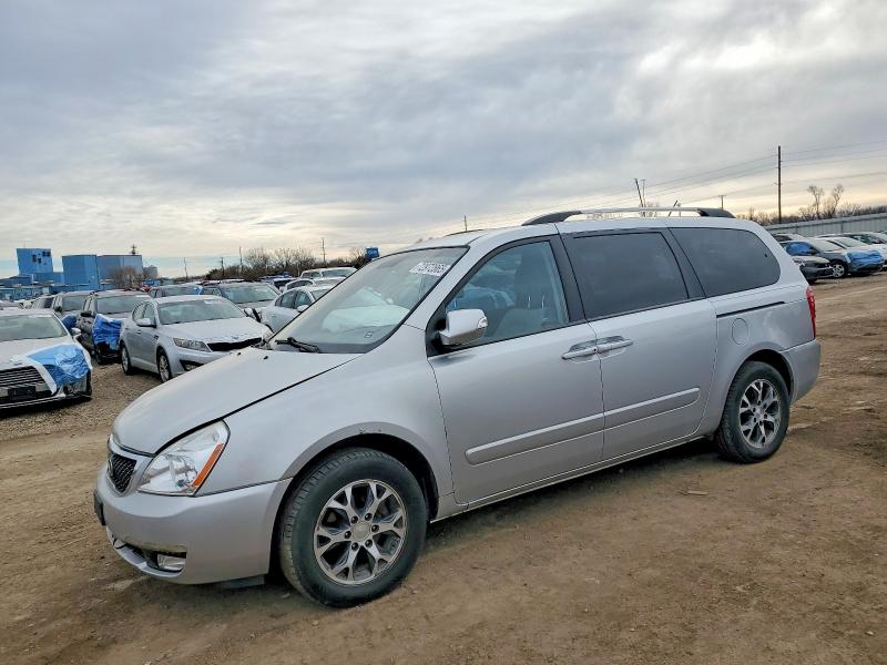 2014 Kia Sedona მანქანა იყიდება აუქციონზე, vin: KNDMG4C77E6590747, აუქციონის ნომერი: 72972865
