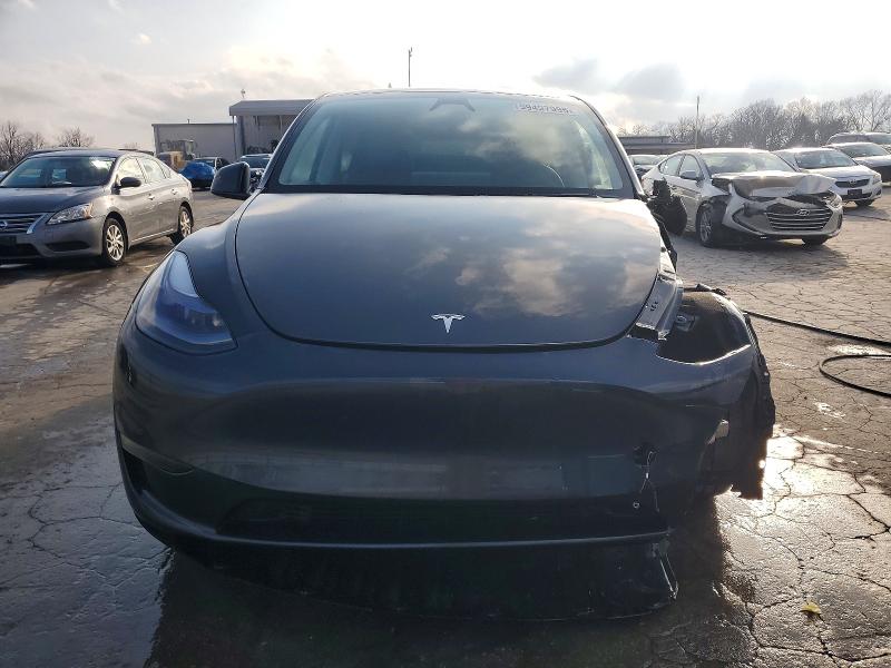Продажа на аукционе авто 2024 Tesla Model Y, vin: 7SAYGDED7RF112734, номер лота: 99497995