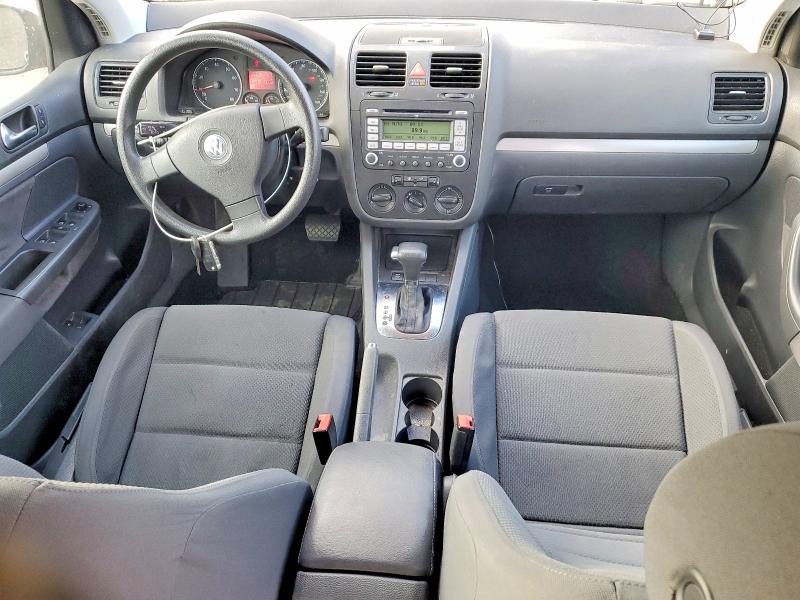 2009 Volkswagen Rabbit მანქანა იყიდება აუქციონზე, vin: WVWDB71K59W042968, აუქციონის ნომერი: 98792215