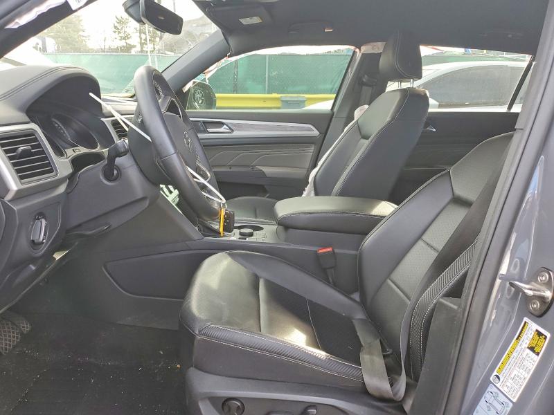 99872965 :رقم المزاد ، 1V2HE2CA9MC217487 vin ، 2021 Volkswagen Atlas Cross Sport مزاد بيع