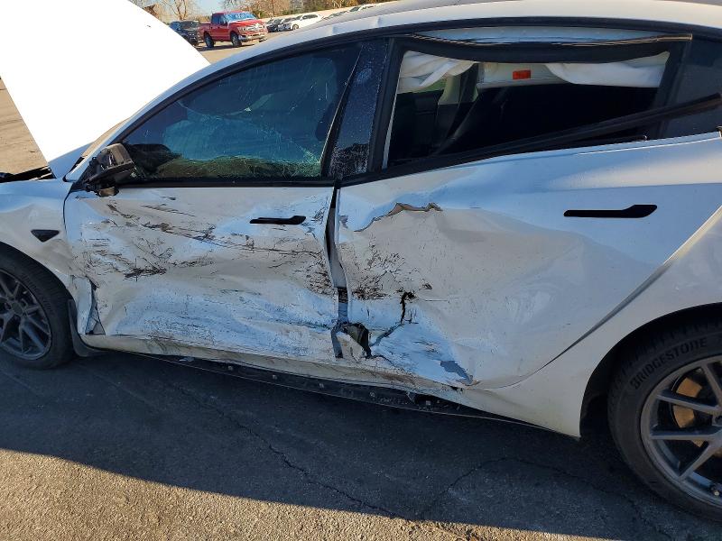Продажа на аукционе авто 2021 Tesla Model 3, vin: 5YJ3E1EB8MF879110, номер лота: 73086405