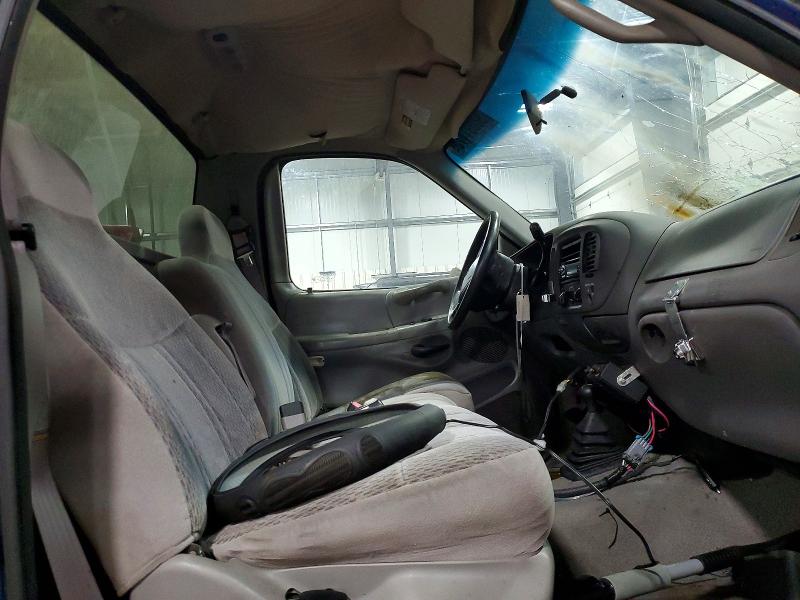 98891175 :رقم المزاد ، 1FTPF28L0WNA79401 vin ، 1998 Ford F250 مزاد بيع