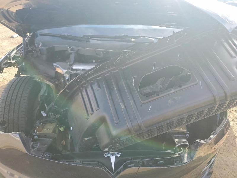 Auction sale of the 2024 Tesla Model X, vin: 7SAXCDE52RF450929, lot number: 98340825