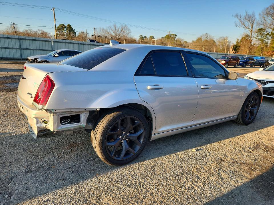 Продаж на аукціоні авто 2023 Chrysler 300, vin: 2C3CCABG3PH538416, номер лоту: 74637605