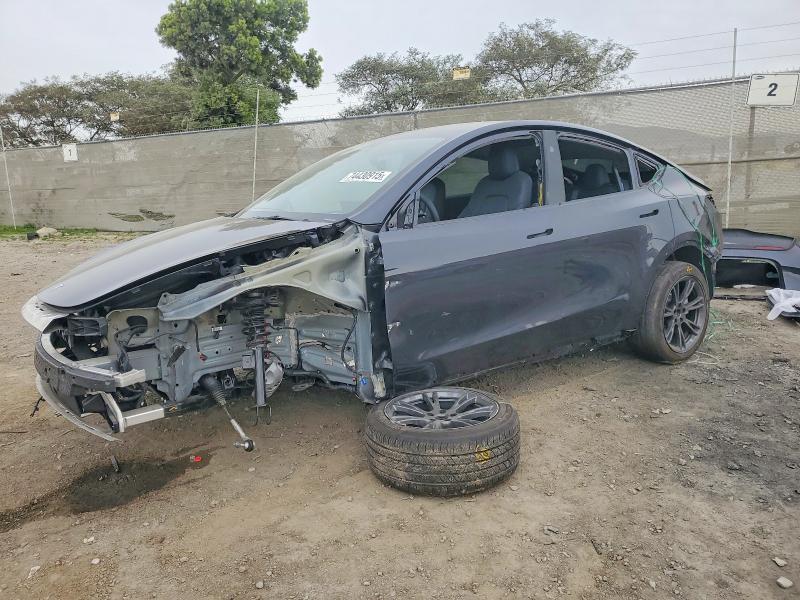 Auction sale of the 2025 Tesla Model Y, vin: 7SAYGDED8SF262079, lot number: 74430915